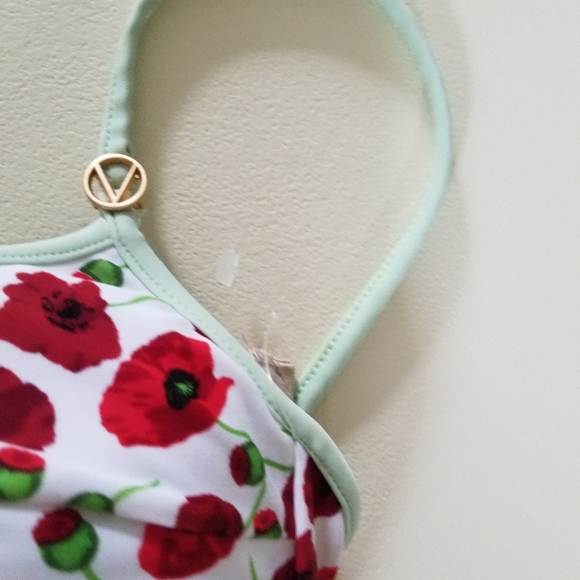 GORGEOUS BRAND NEW VALENTINO SWIMSUIT MADE IN ITAL - Picture 4 of 4